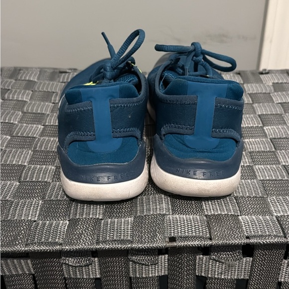 Nike Free Rn sneakers - Picture 2 of 3